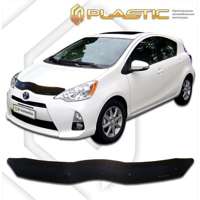 Дефлектор капота на TOYOTA AQUA P10 2010