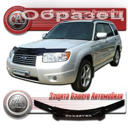 Дефлектор капота на Subaru Forester 2005-